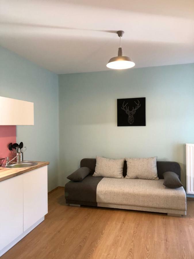 شقة White Crow House Hévíz المظهر الخارجي الصورة