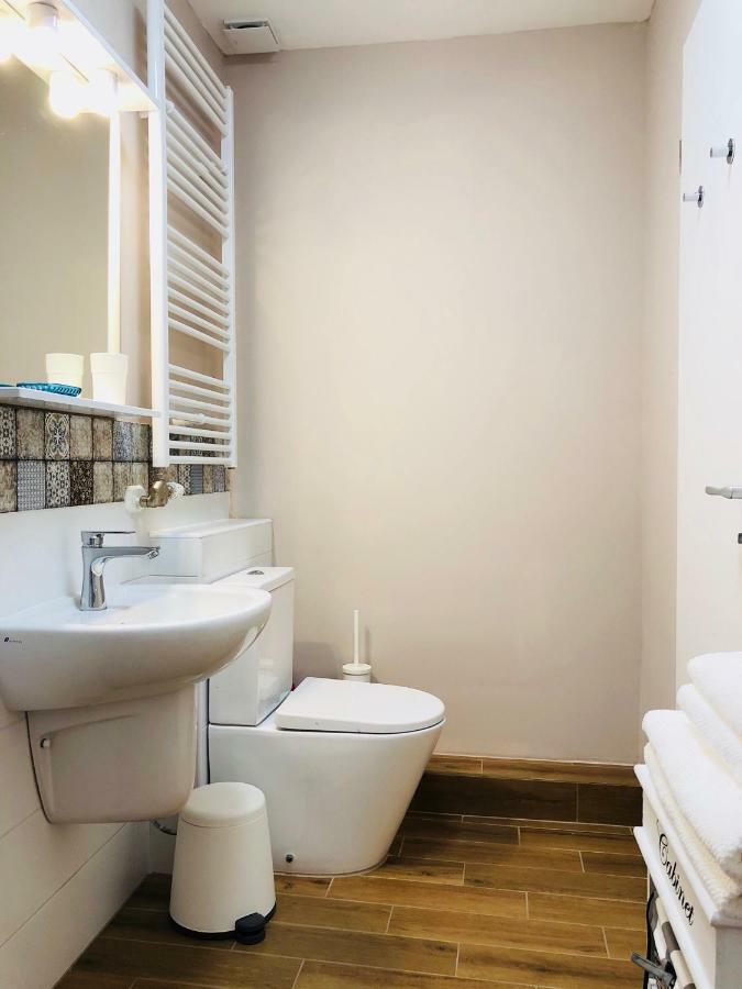 شقة White Crow House Hévíz المظهر الخارجي الصورة